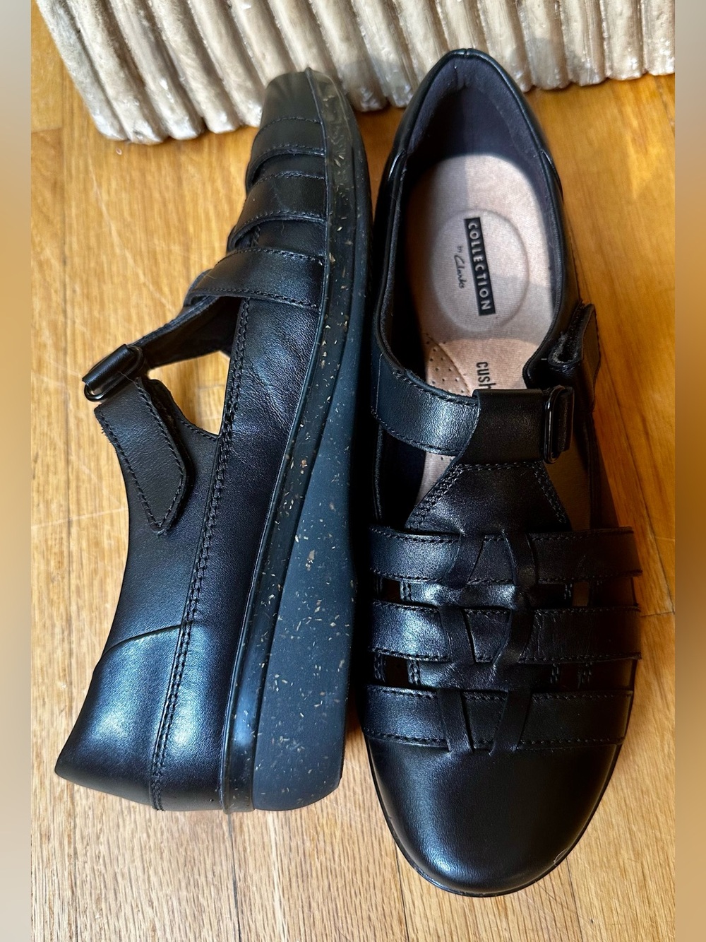 Clark’s Comfort Mary Jane Wedge Fisherman Shoes 10 - Picture 9 of 11
